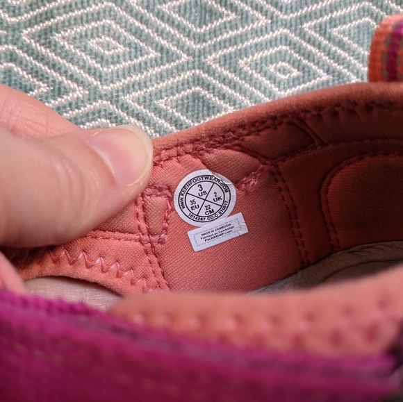 Keen Newport H2 Youth Sandals in Pink - Picture 10 of 13